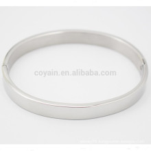 Simple Design Plain Silver Stainless Steel Bangle With Closure